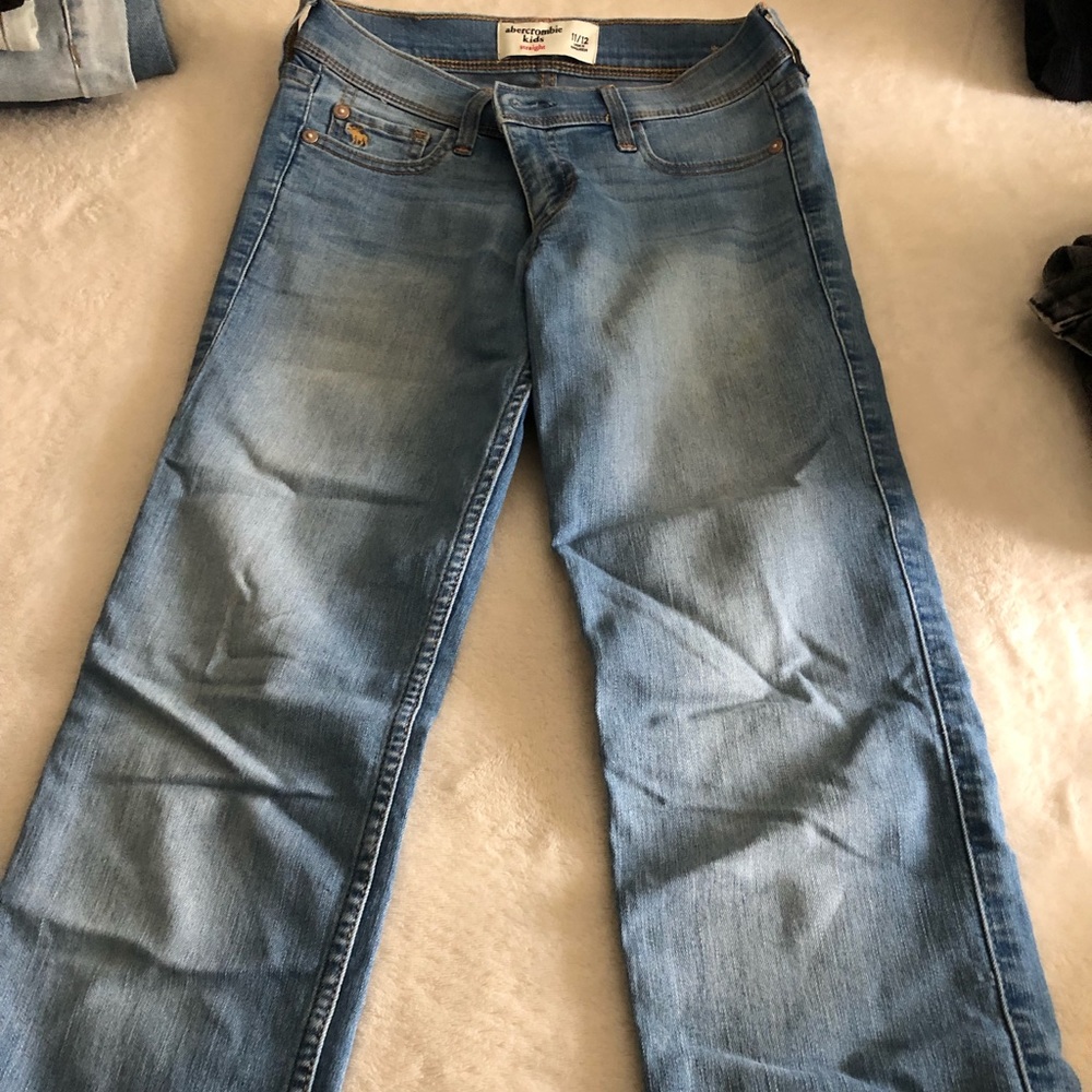 abercrombie kids medium washed straight jeans